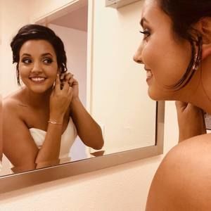 Meet your Posher, Deanna